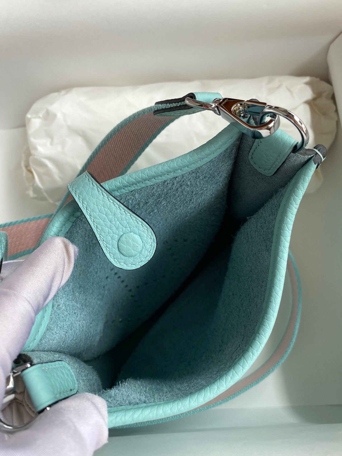 HM 25S EVELYNE 17 CM IN PASTEL BLUE COWHIDE AND CANVAS WITH SILVER HARDWARE