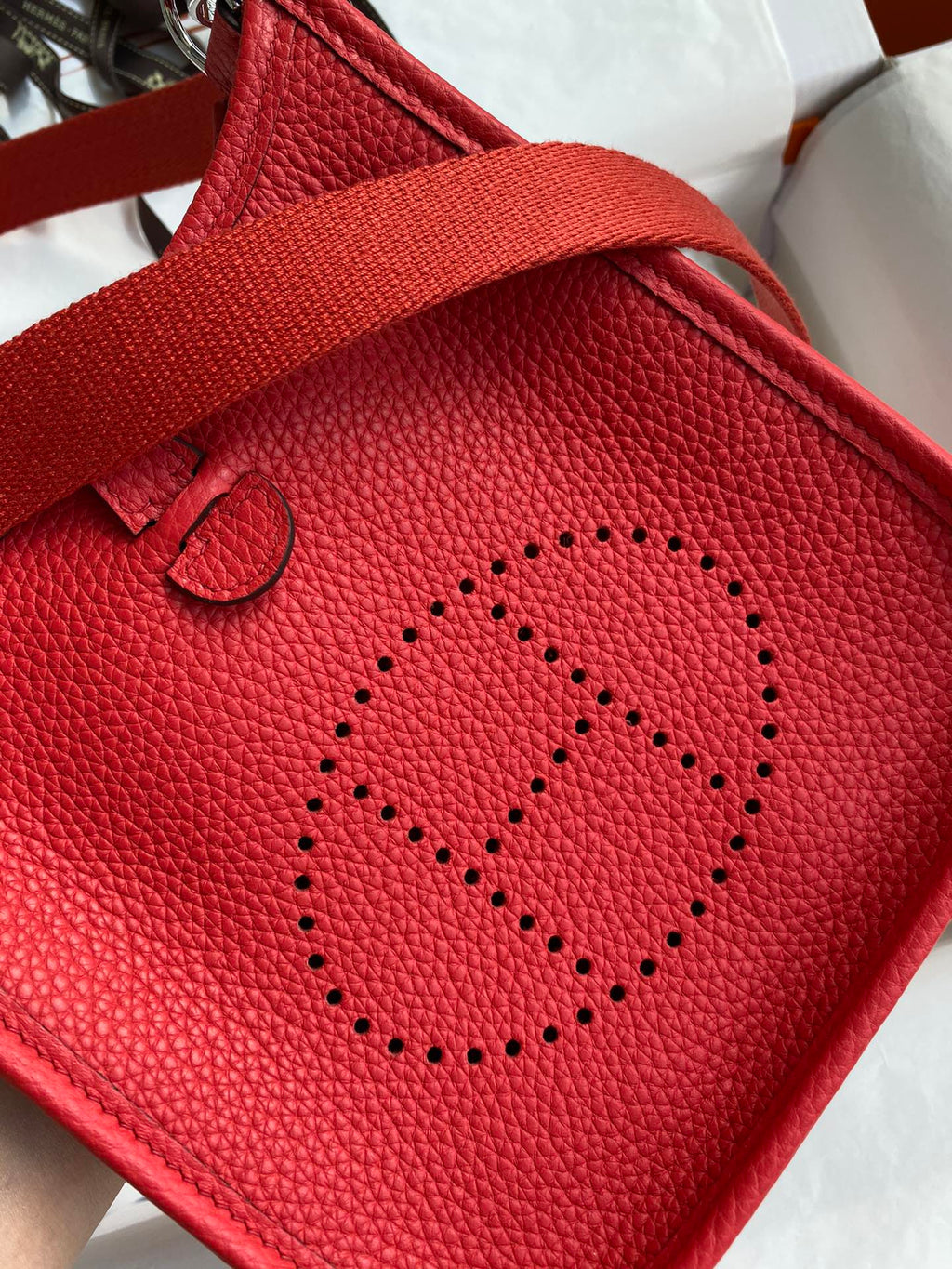 HM 25S EVELYNE 17 CM IN RED COWHIDE AND CANVAS WITH SILVER HARDWARE