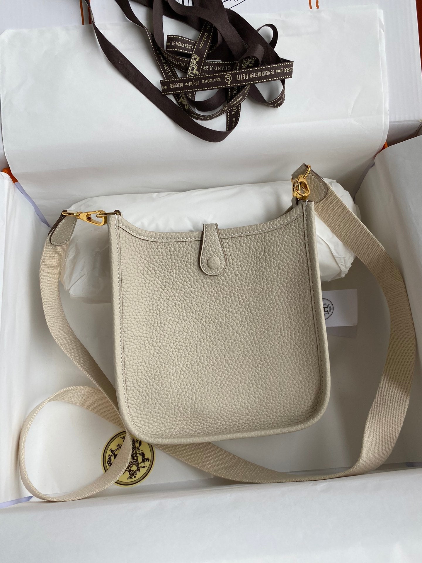 HM 25S EVELYNE 17 CM IN LIGHT BEIGE COWHIDE AND CANVAS WITH GOLD HARDWARE