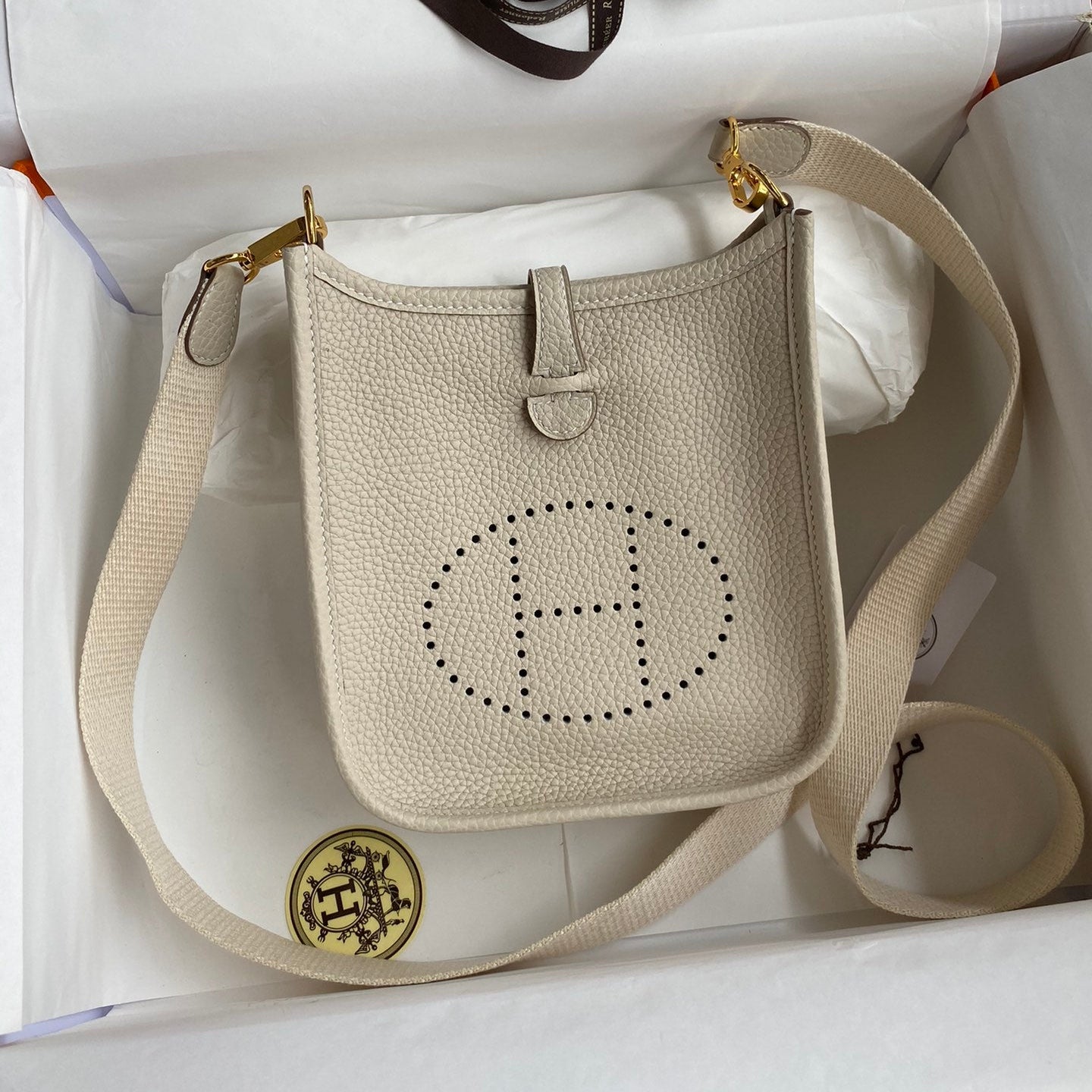 HM 25S EVELYNE 17 CM IN LIGHT BEIGE COWHIDE AND CANVAS WITH GOLD HARDWARE
