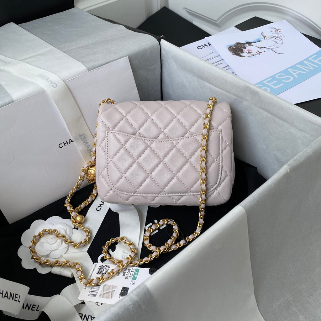 CHANEL 25S SMALL FLAP BAG 17 IN LIGHT PINK LAMBSKIN GOLD HARDWARE