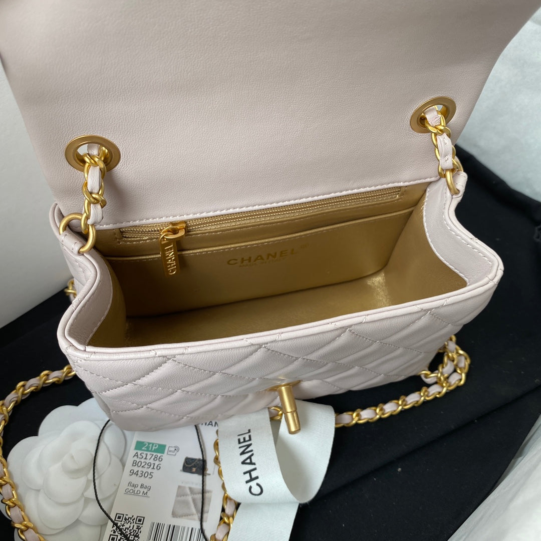 CHANEL 25S SMALL FLAP BAG 17 IN LIGHT PINK LAMBSKIN GOLD HARDWARE