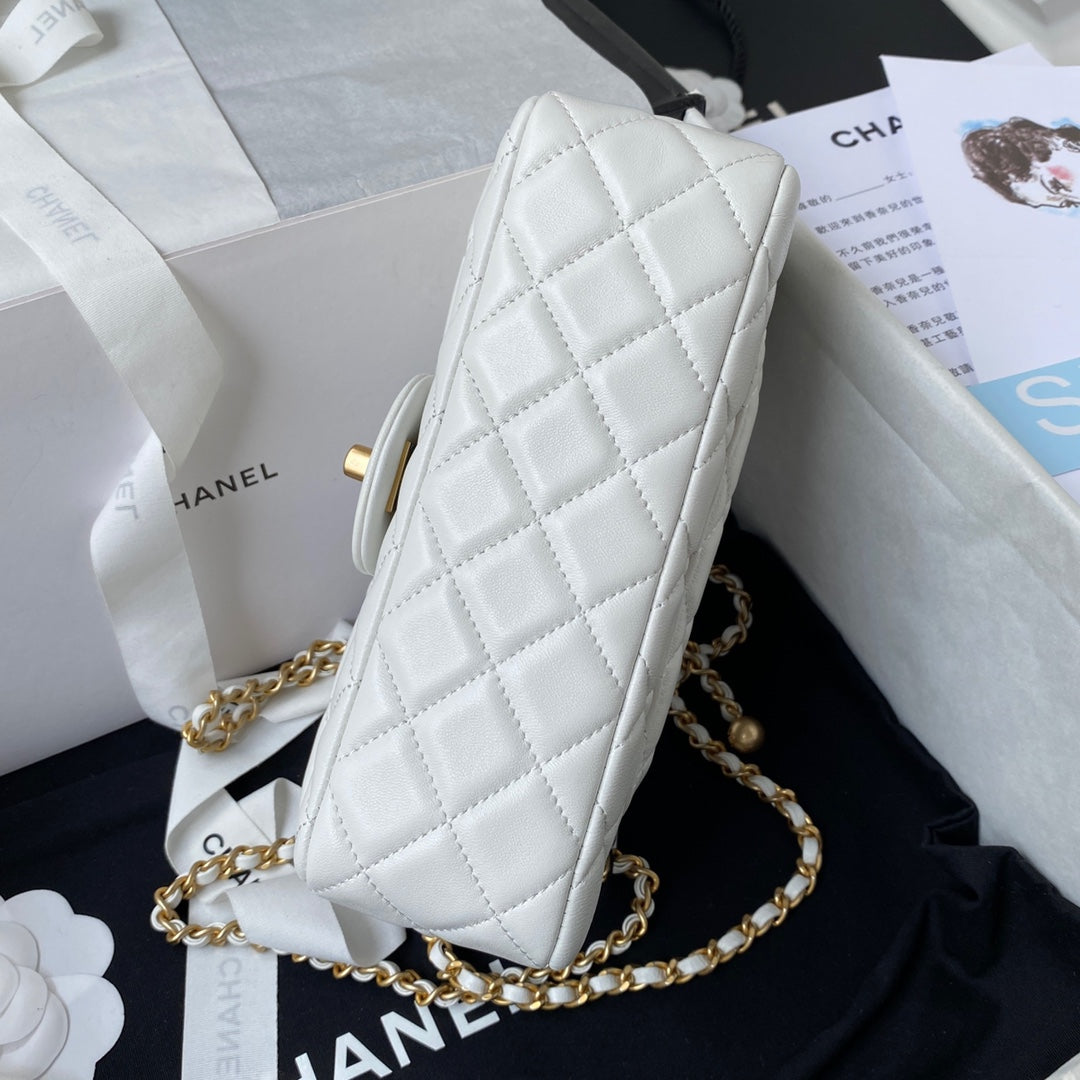 CHANEL 25S FLAP BAG 20 IN WHITE LAMBSKIN GOLD HARDWARE