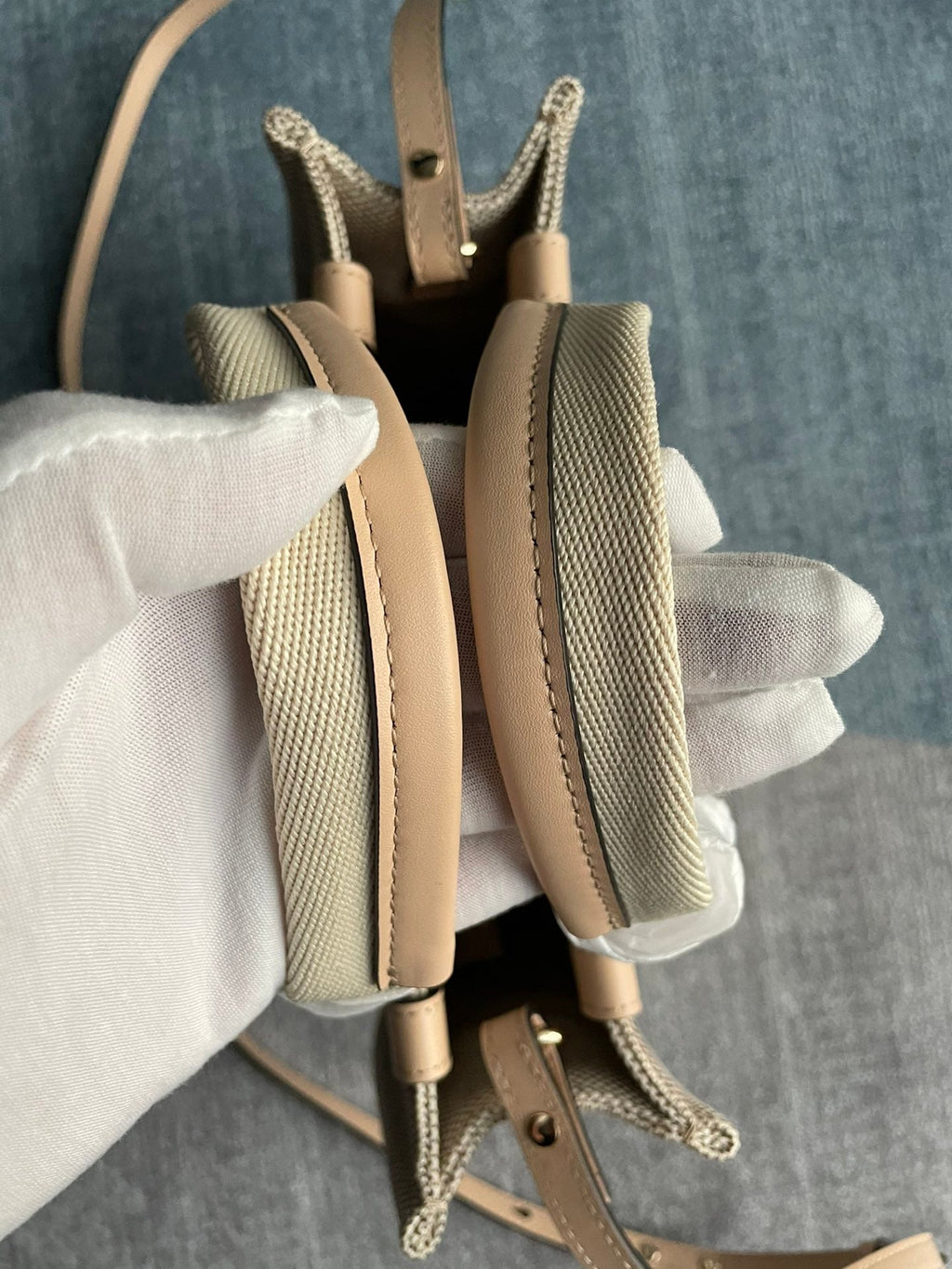 SMALL STRAP WOODY TOTE BAG 26.5 IN BEIGE LINEN CANVAS BLACK WEBBING LOGO EMBROIDER NUDE CALFSKIN