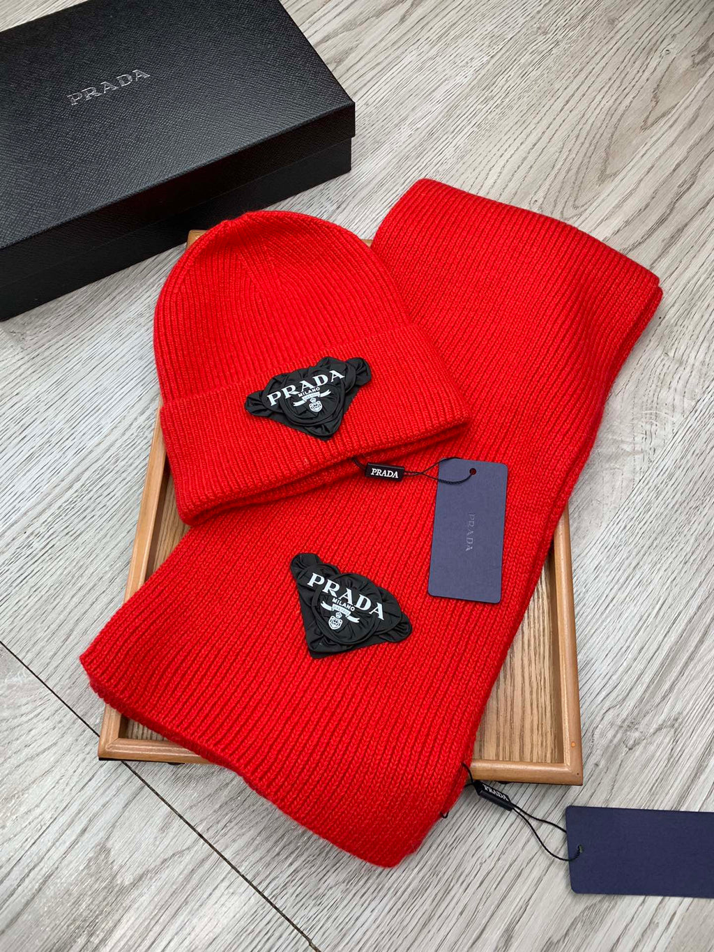 SET SCARF AND HAT IN CHERRY RED WOOL AND RABBIT FUR 386076
