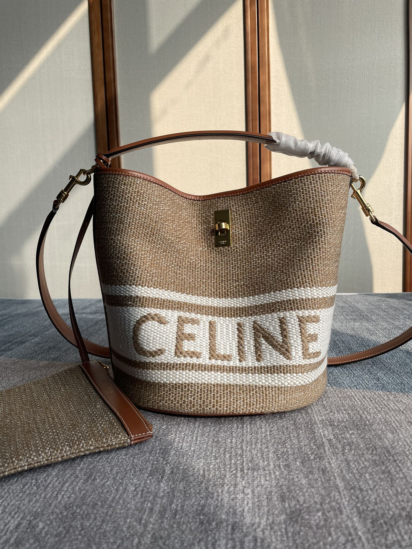 BUCKET 25 IN PRINTED CANVAS BROWN WHITE