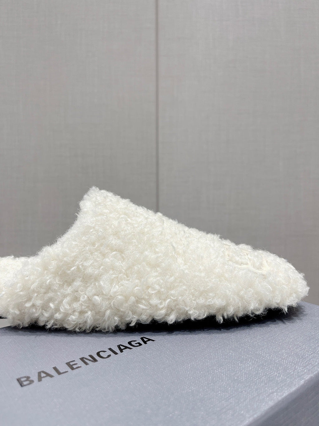 BALENCIAGA 25S MULES IN WHITE WOOL WITH LOGO
