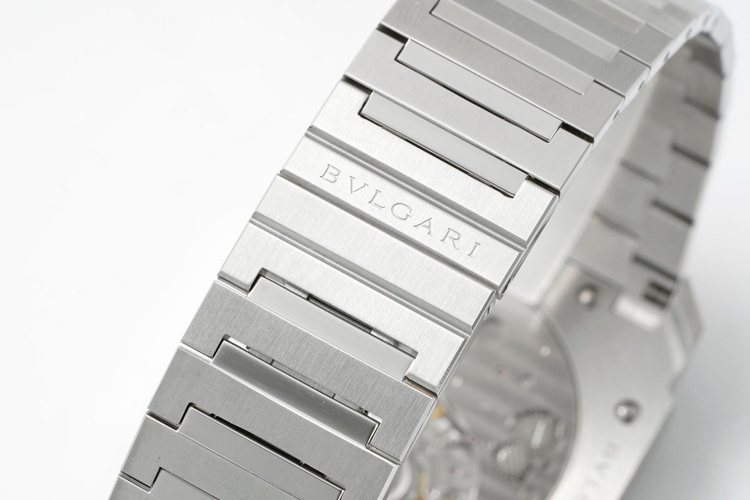 OCTO FINISSIMO AUTOMATIC STEEL CASE BLACK DIAL