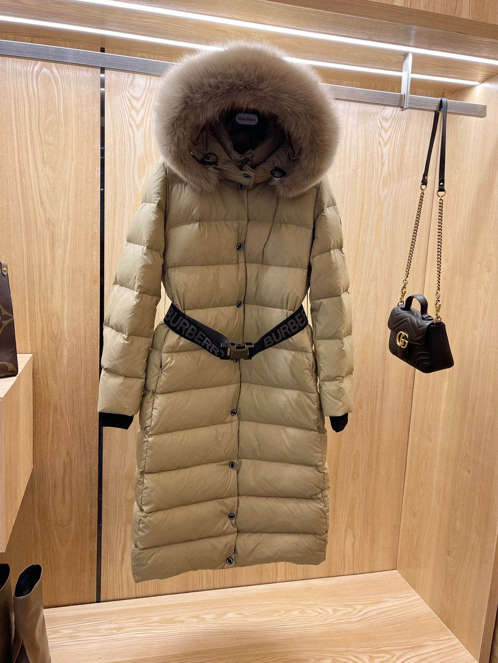 BURBERRY 25S LONG COAT 198