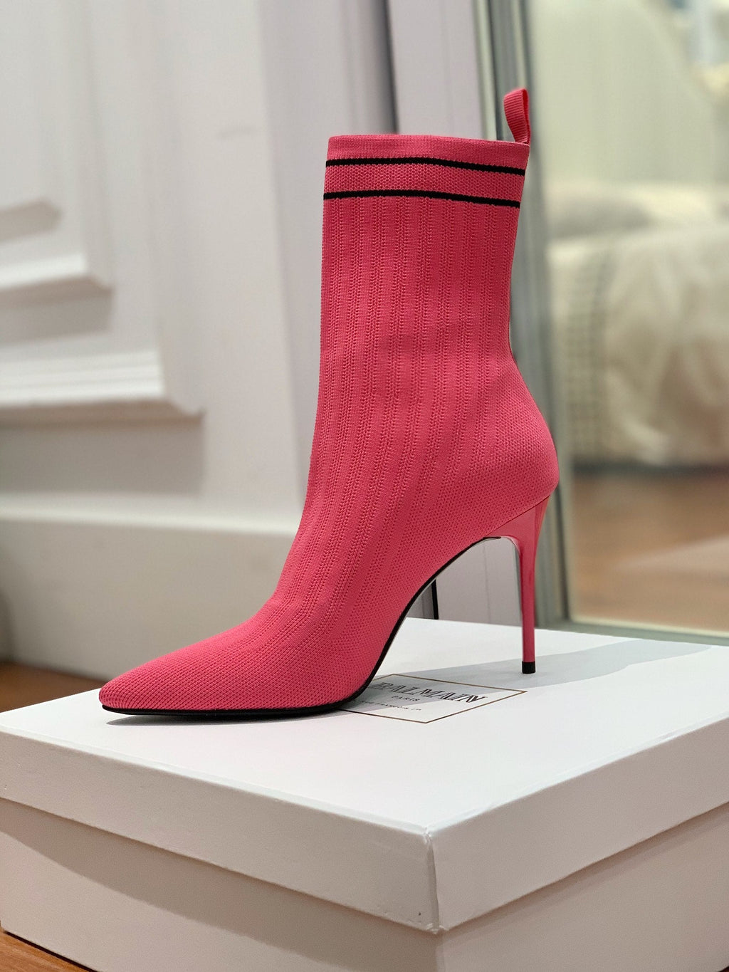 BALMAIN 26S BOOTS 105 MM IN DARK PINK FLYKNIT STYLE 16