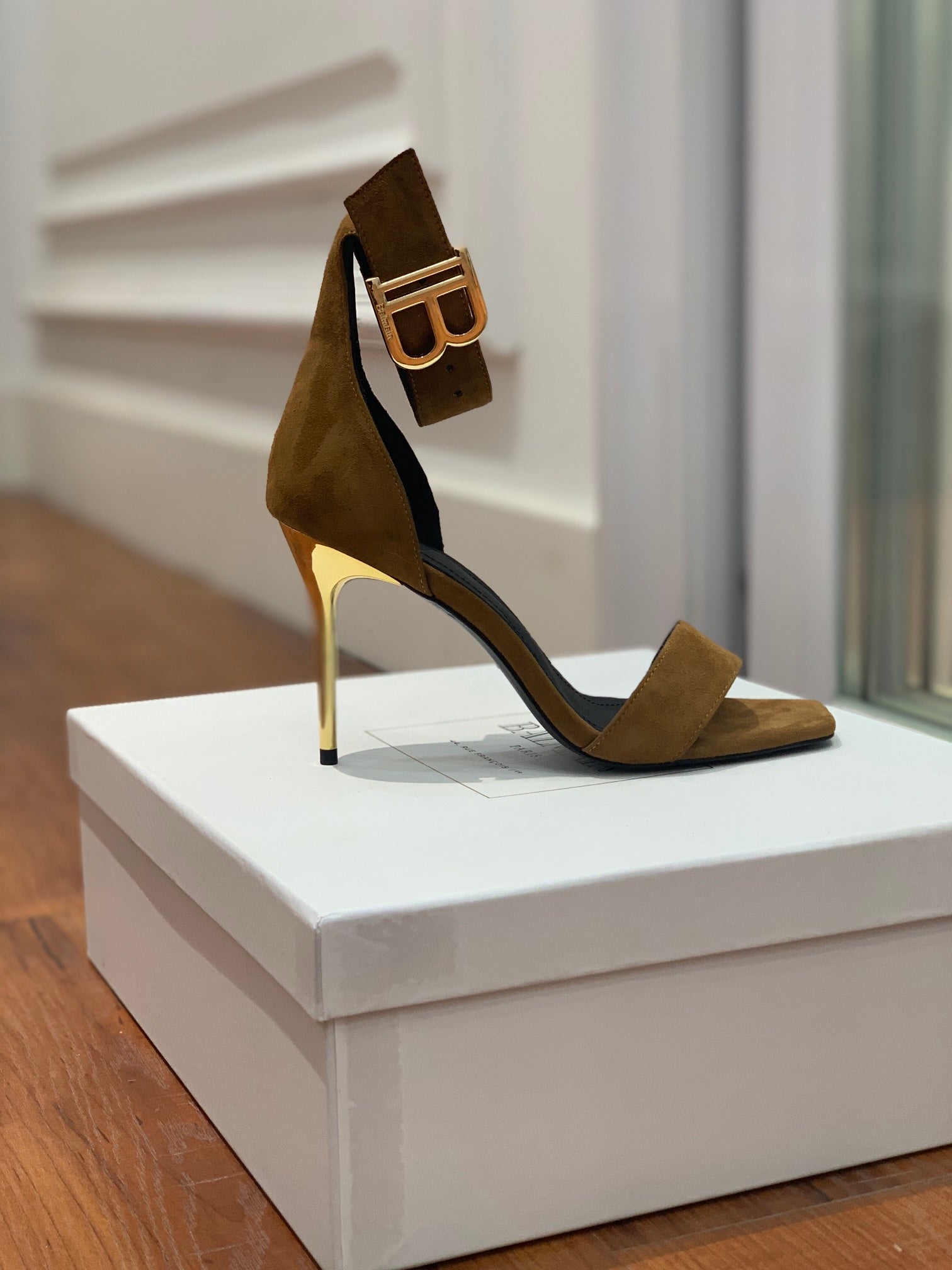 BALMAIN 25S THIN STRAP HIGH HEELS 105MM IN DARK BROWN SUEDE GOLD HARDWARE