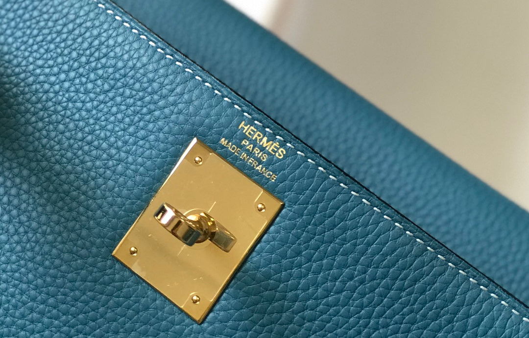 HERMES KELLY BAG 25CM IN BLUE TOGO LEATHER WITH GOLD HARDWARE