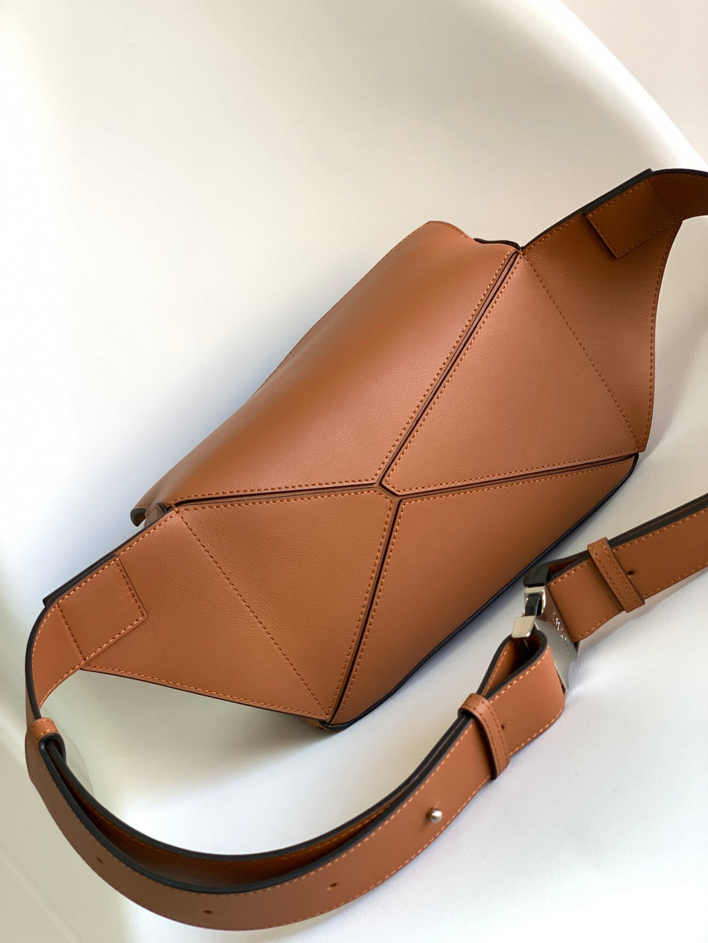 LOEWE 26S PUZZLE EDGE MEDIUM BAG 24 IN ORANGE CALFSKIN