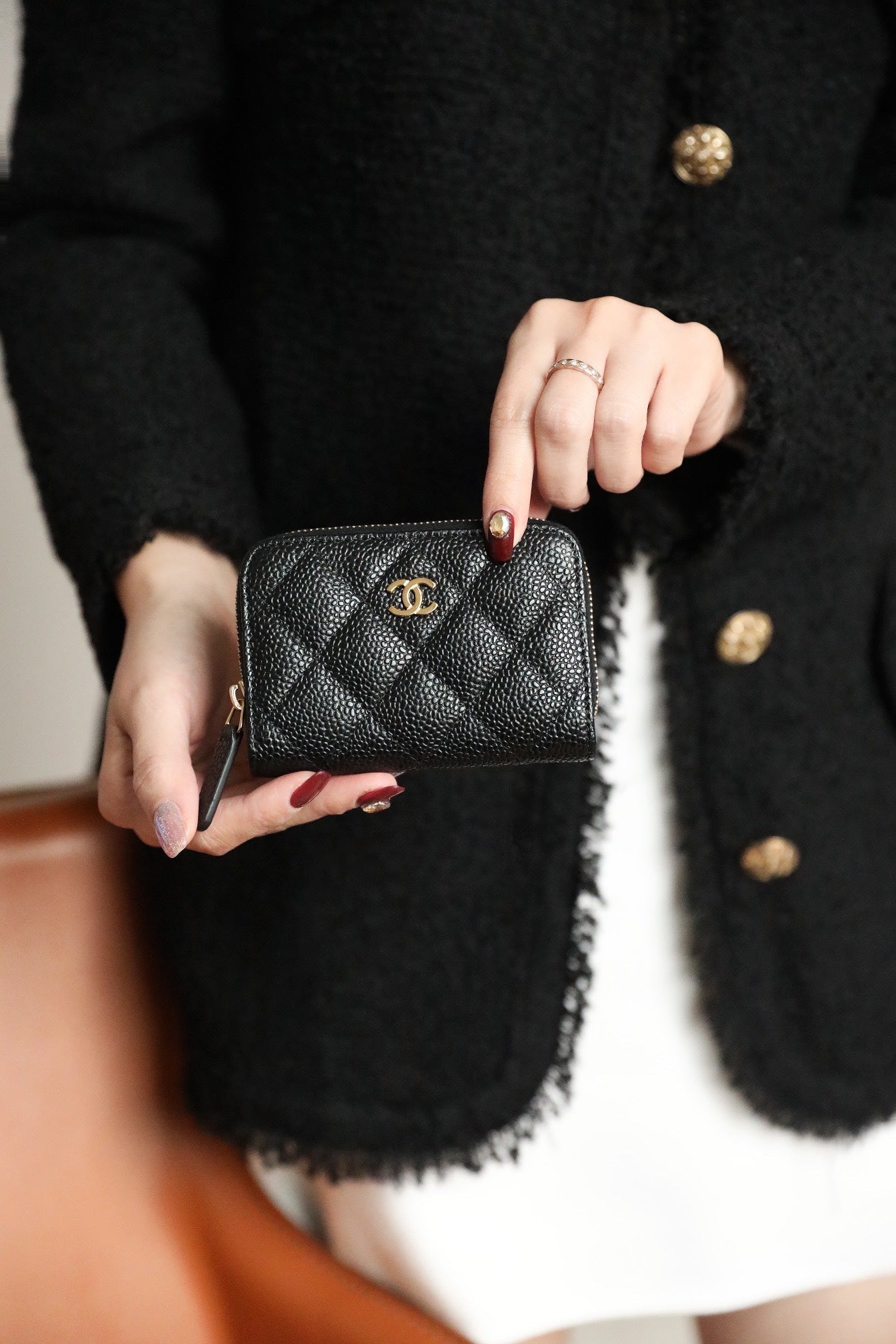 CC ZIPPED COIN BASIC PURSE 11 BLACK CALFSKIN WITH GOLD ICON