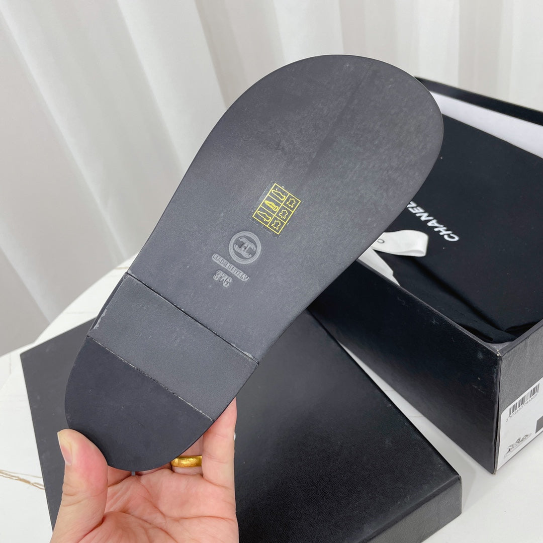 CHANEL 26S SANDALS IN BLACK FABRIC