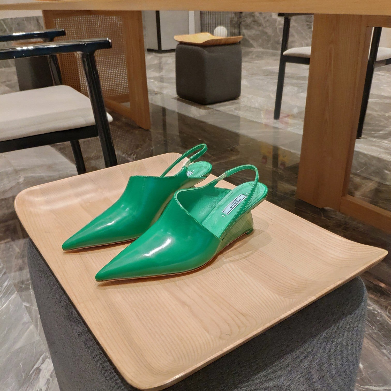 PRADA 26S SLINGBACK KITTEN HEELS IN EMERALD GREEN PATENT CALFSKIN