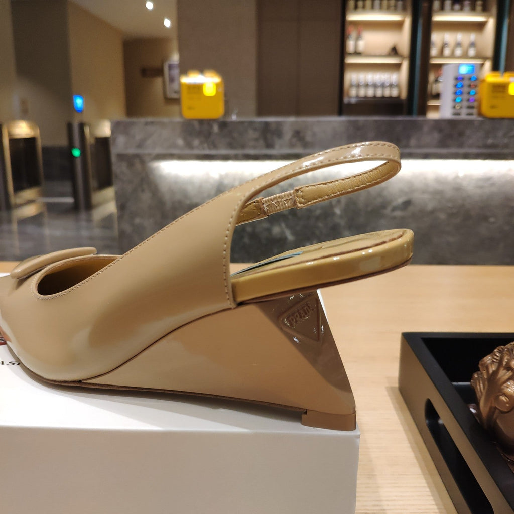 PRADA 26S POINTED TOE WEDGE SLINGBACK PUMPS IN BEIGE PATENT CALFSKIN