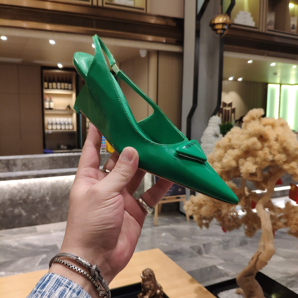 PRADA 26S POINTED TOE WEDGE SLINGBACK PUMPS IN EMERALD GREEN PATENT CALFSKIN