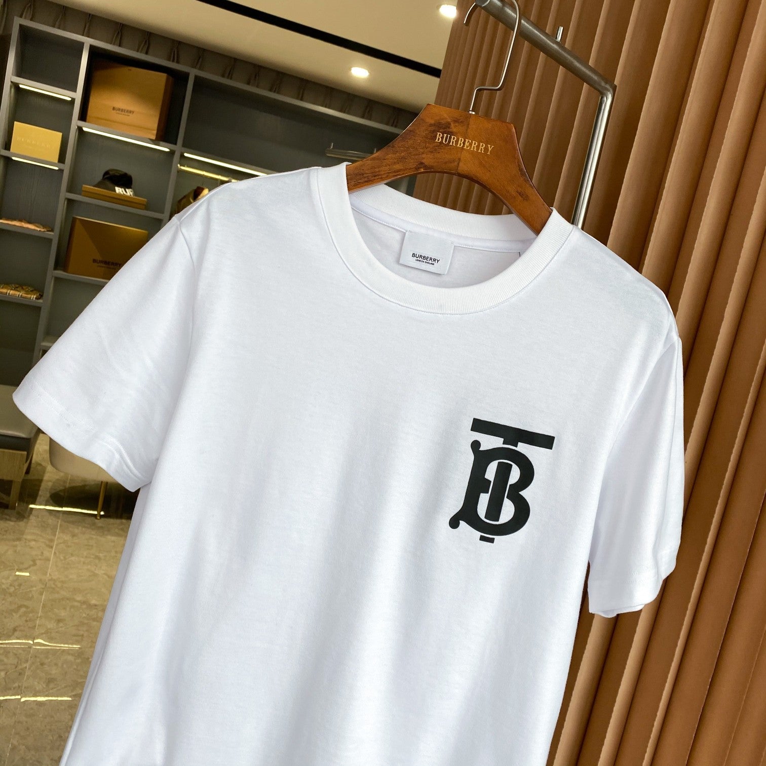 BURBERRY 26S T-SHIRT 354