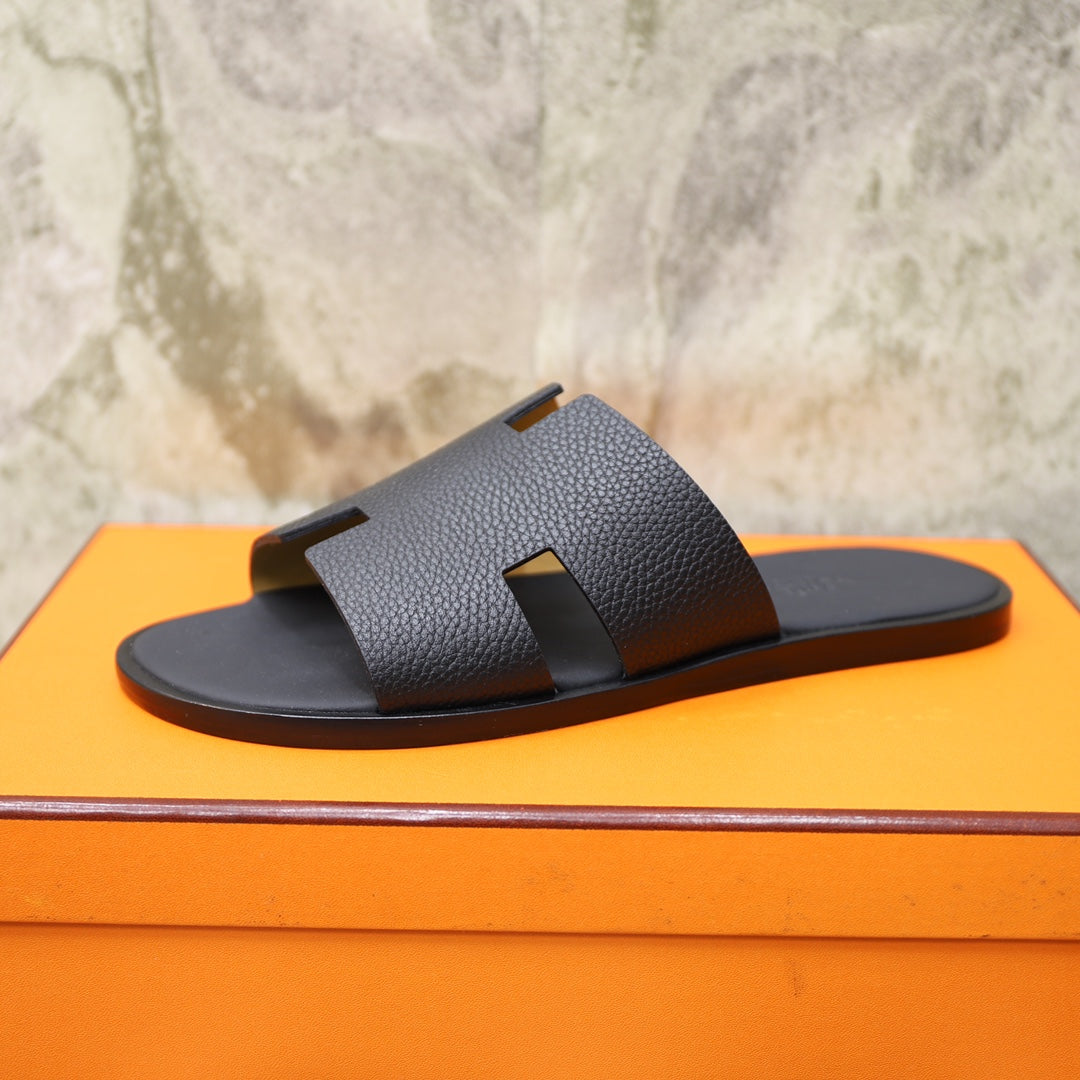 HM IZMIR SANDAL BLACK LAMBSKIN