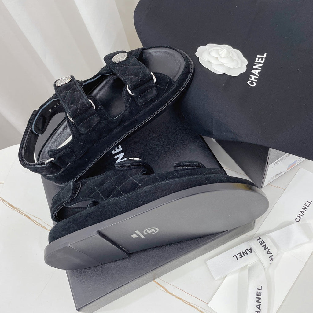 CHANEL 26S SANDALS IN BLACK SUEDE