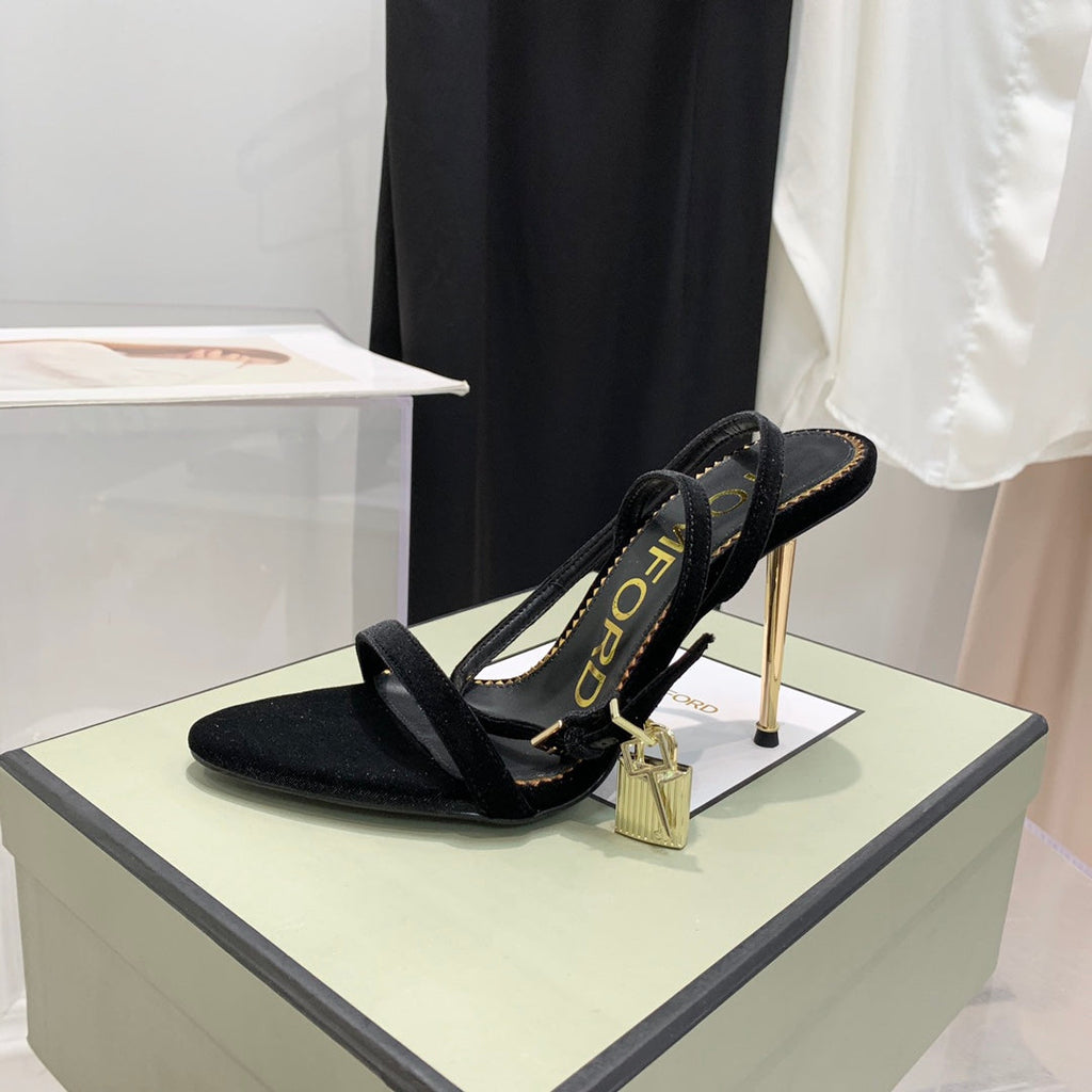 TOM FORD 26S GOLD BUCKLE HEELS 105 MM IN BLACK VELVET