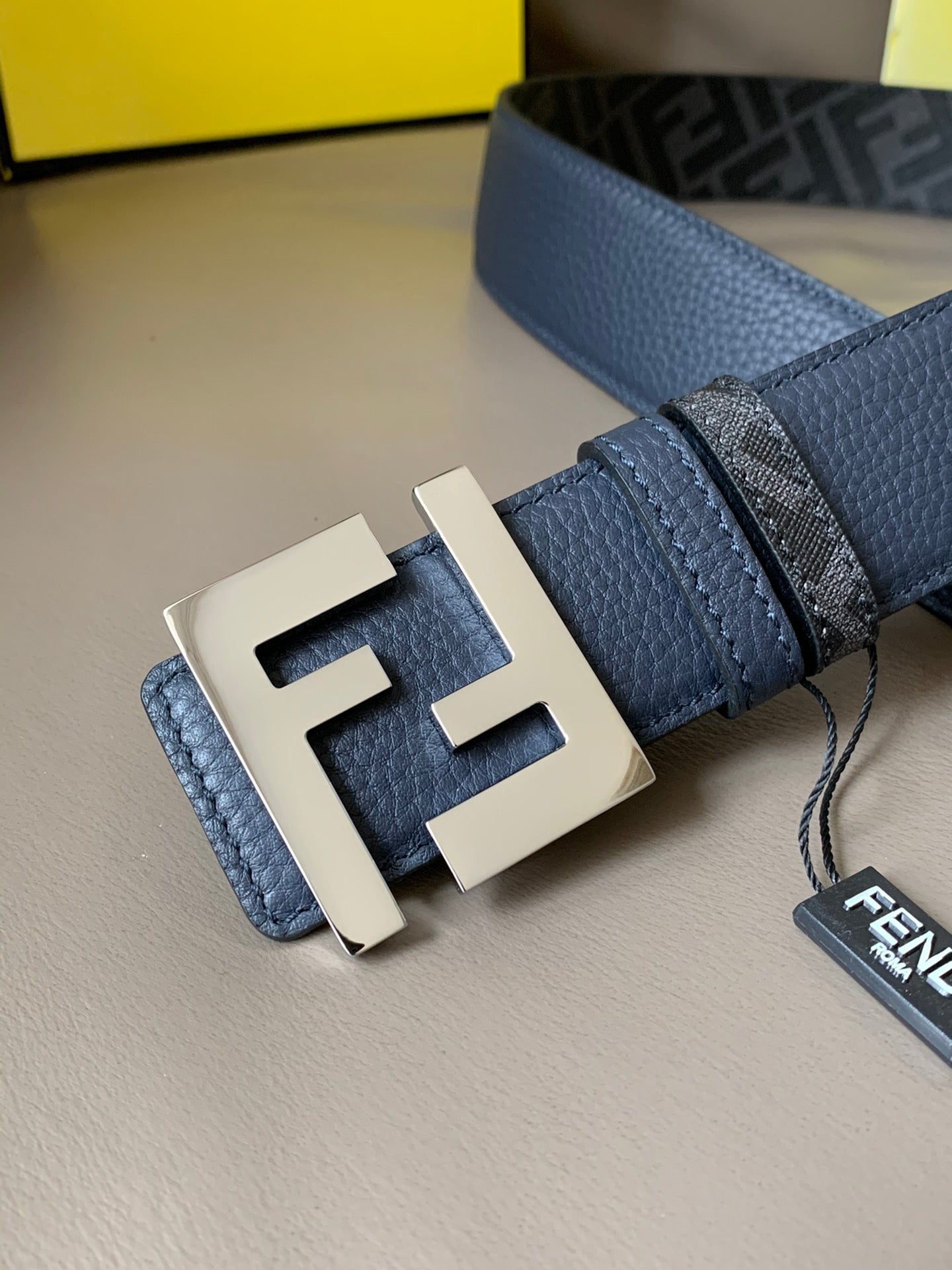 FF BELT IN BLACK CALFSKIN SILVER HARDWARE 178546