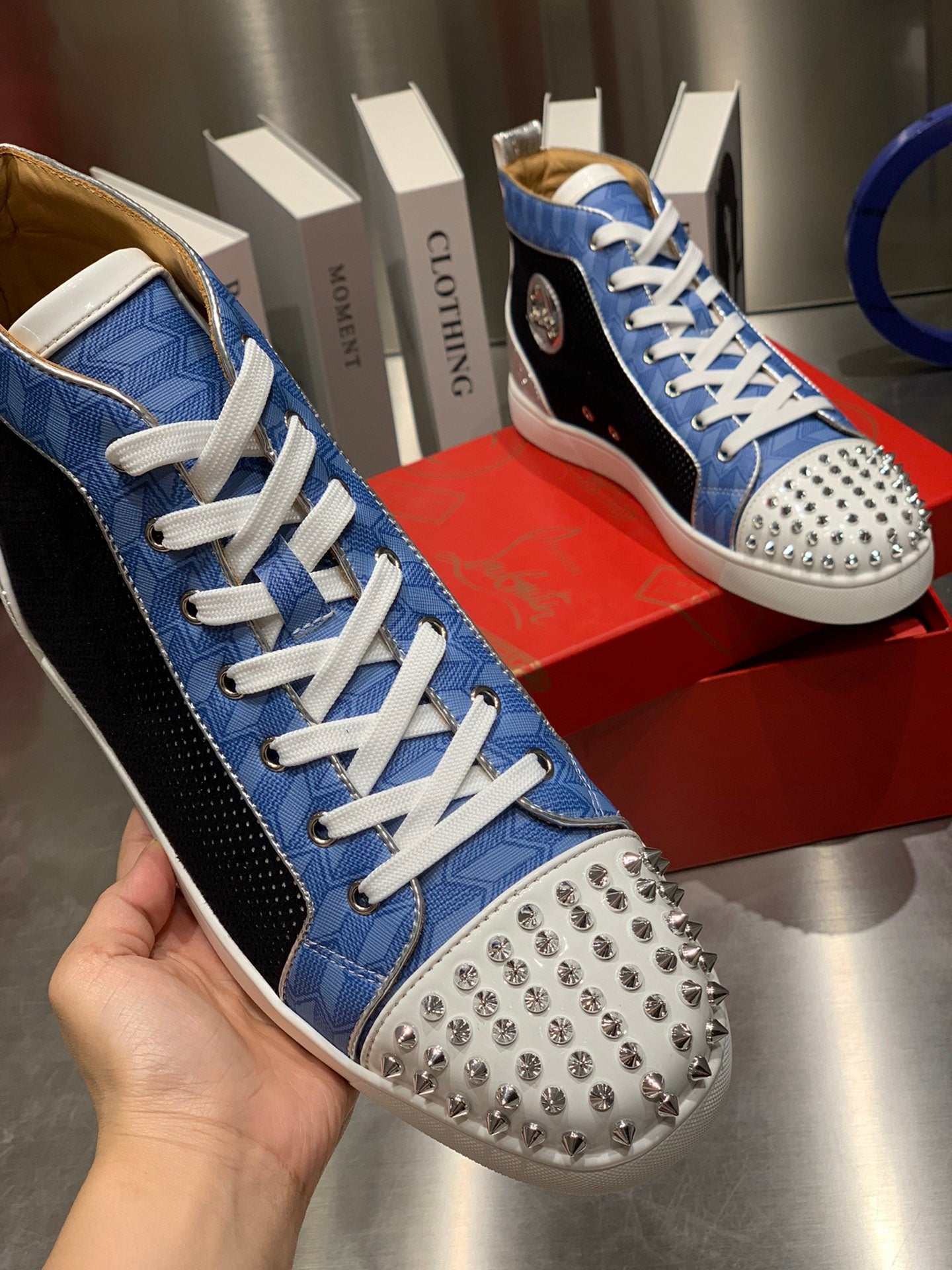 LOU SPIKES STUDDED HIGH-TOP SNEAKERS IN BLUE AND BLACK FABRIC MIX CALFSKIN