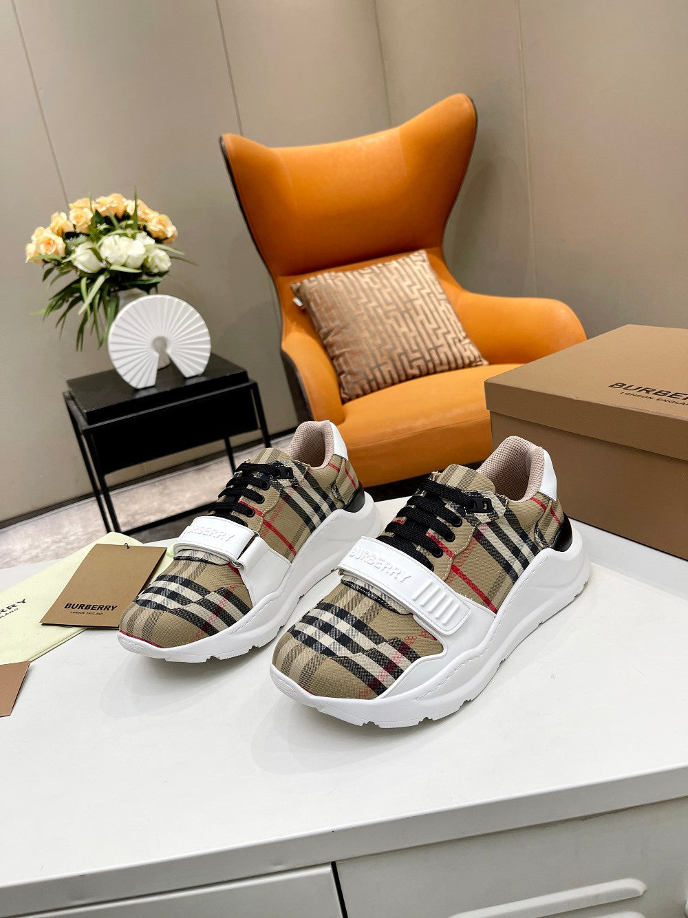 BURBERRY 26S STRIPED SNEAKERS IN BEIGE CANVAS