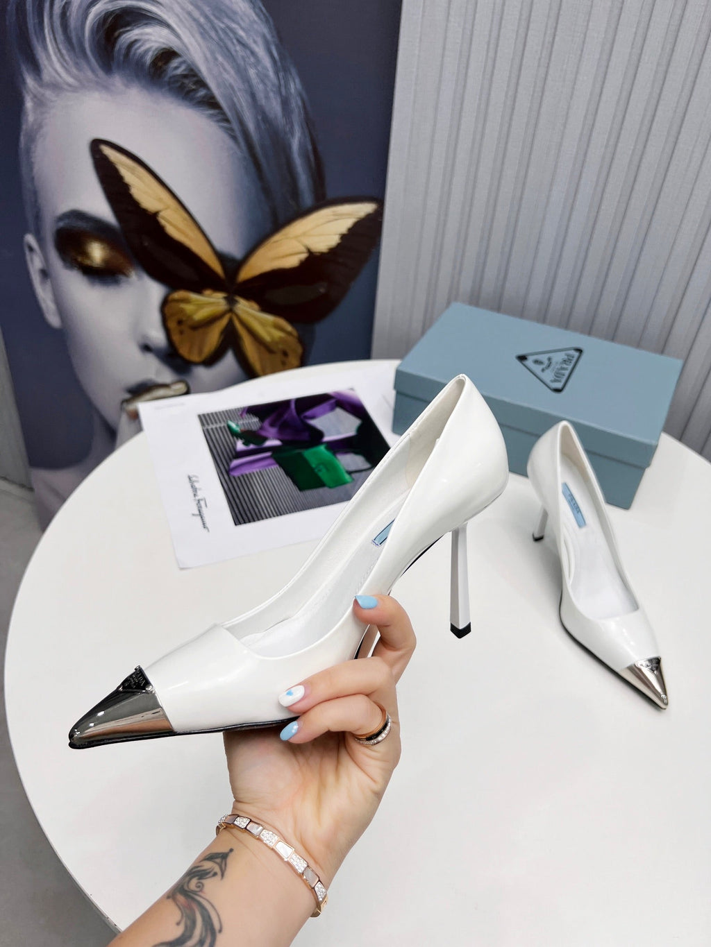 PRADA 26S PUMPS STILETTO HEEL 95MM IN WHITE METAL TIP CALFSKIN
