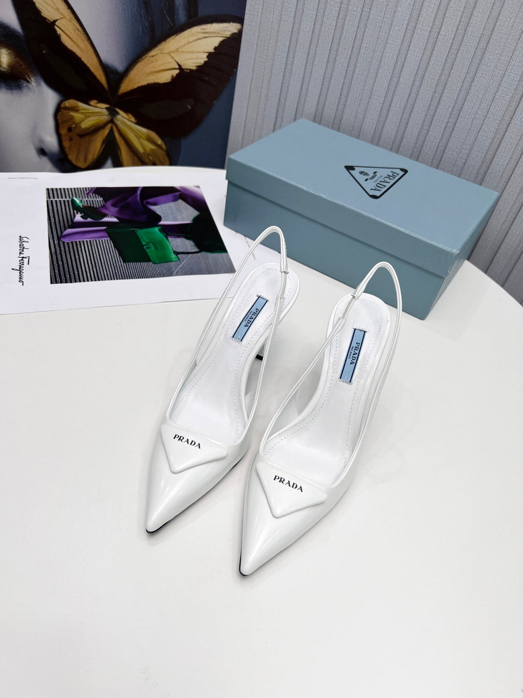 PRADA 26S SLINGBACK PUMPS STILETTO HEEL 95MM IN WHITE PATENT CALFSKIN LOGO