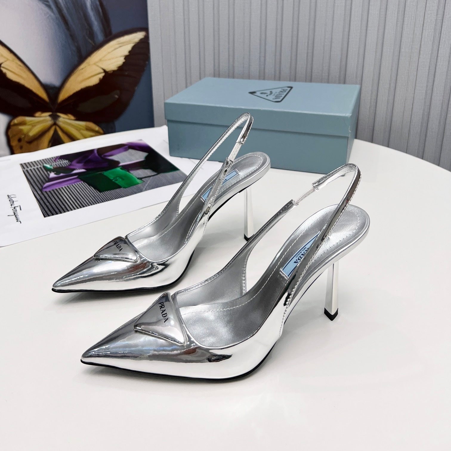 PRADA 26S SLINGBACK PUMPS STILETTO HEEL 95MM IN SILVER PATENT CALFSKIN LOGO