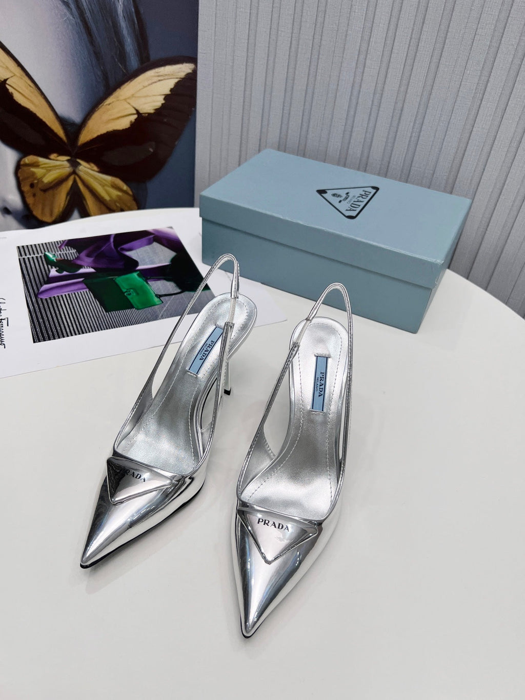PRADA 26S SLINGBACK PUMPS STILETTO HEEL 95MM IN SILVER PATENT CALFSKIN LOGO