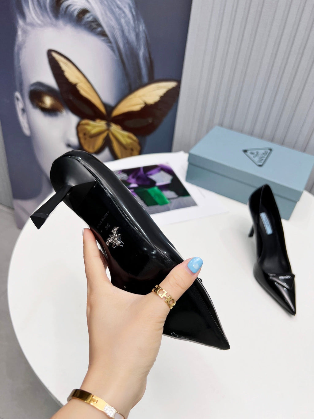 PRADA 26S POINTED TOE PUMPS STILETTO HEEL 95MM IN BLACK PATENT CALFSKIN LOGO
