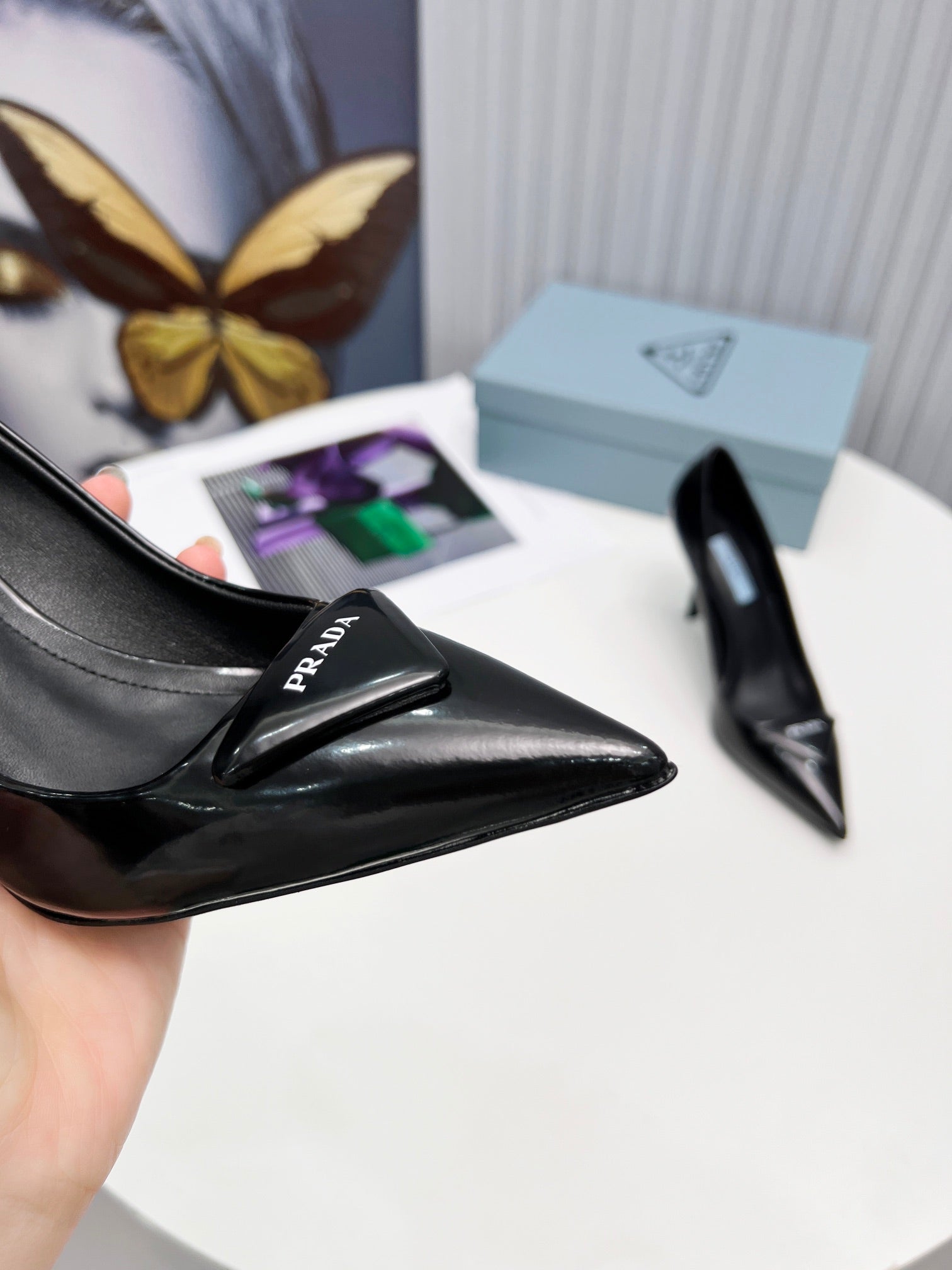 PRADA 26S POINTED TOE PUMPS STILETTO HEEL 95MM IN BLACK PATENT CALFSKIN LOGO