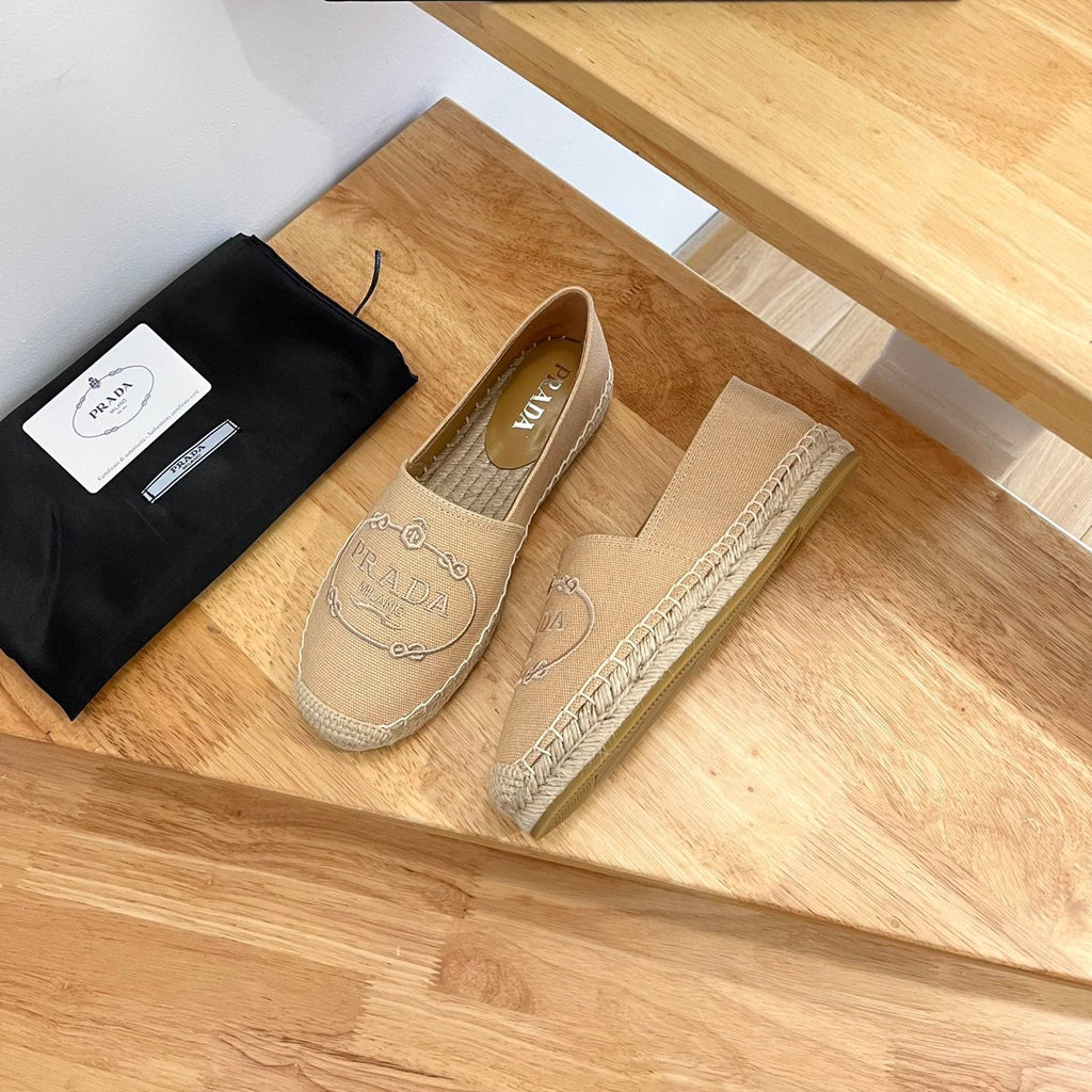 PRADA 26S EMBROIDERED LOGO ESPADRILLE FLATS IN BEIGE CANVAS