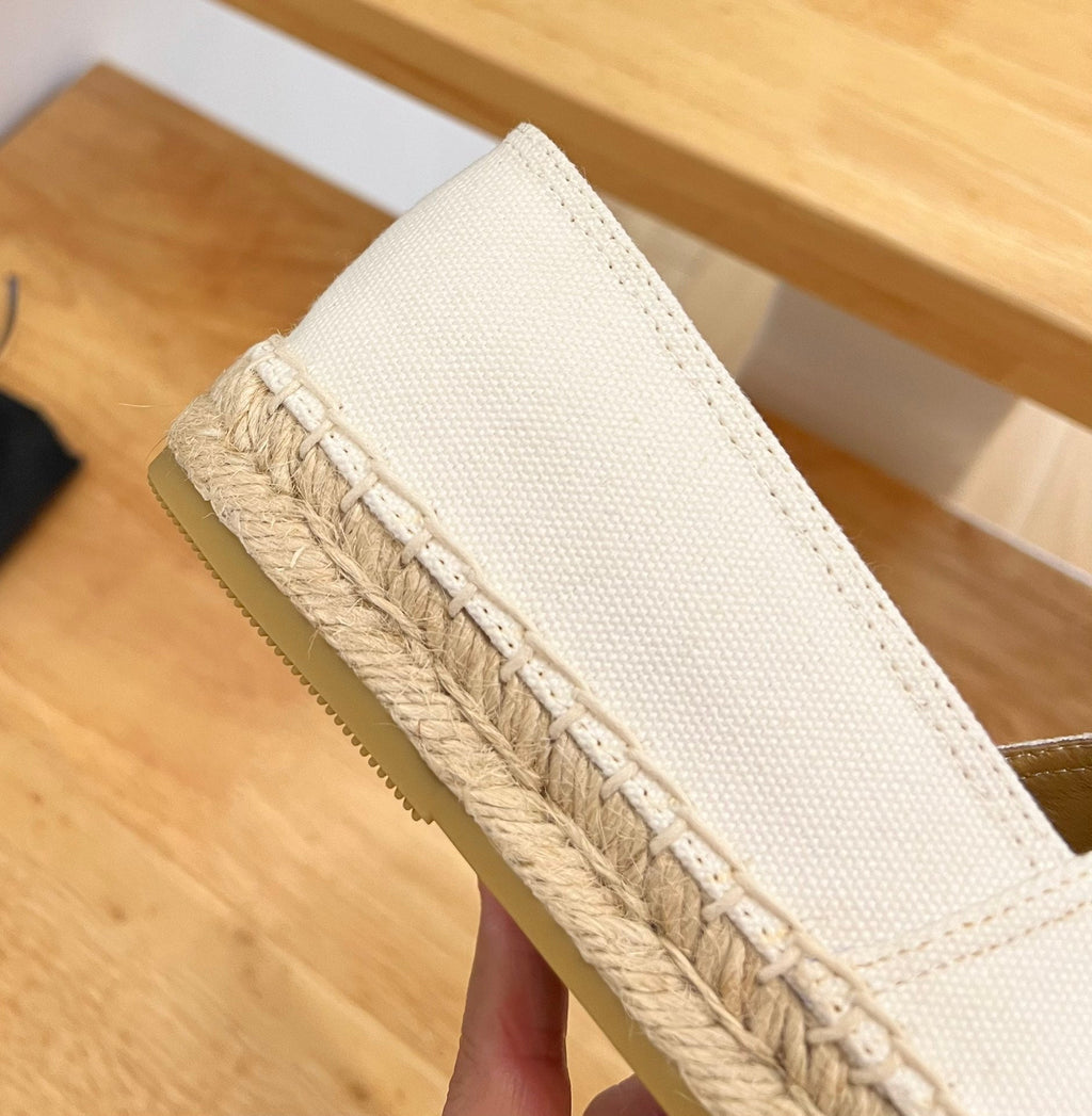PRADA 26S EMBROIDERED LOGO ESPADRILLE FLATS IN IVORY WHITE CANVAS