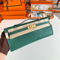 KELLY CUT 31 IN GREEN FOREST CALFSKIN WITH GOLD HARDWARE
