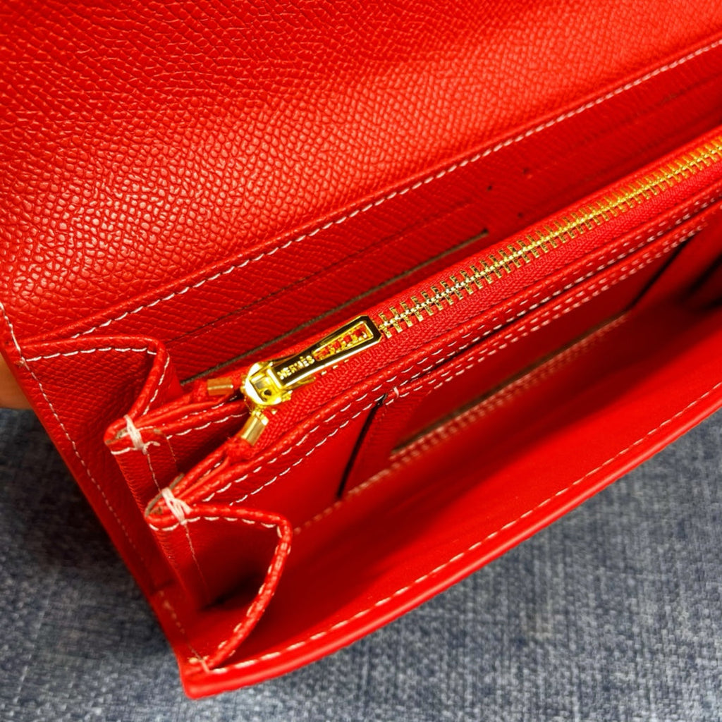 HM CLUTCH CONSTANCE 22 RED CALFSKIN GOLD HARDWARE
