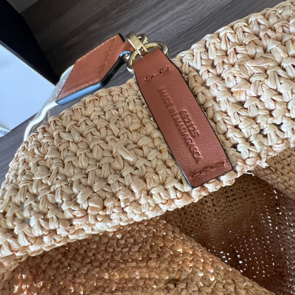 LOEWE 26S HANDBAG 30 IN BEIGE RAFFIA