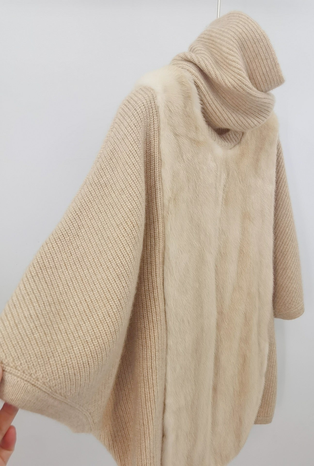 LP SHORT-SLEEVE TURTLENECK SWEATER STYLE 91