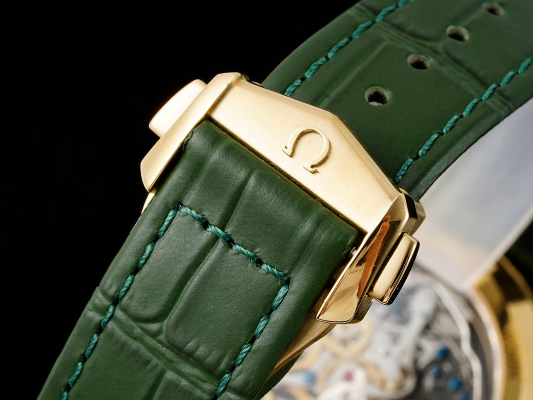 SPEEDMASTER MOONWATCH PROFESSIONAL 42 MM JUNGLE GREEN CASE ON LEATHER STRAP