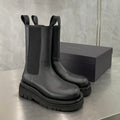 BV LUG CHELSEA BOOT IN BLACK CALFSKIN