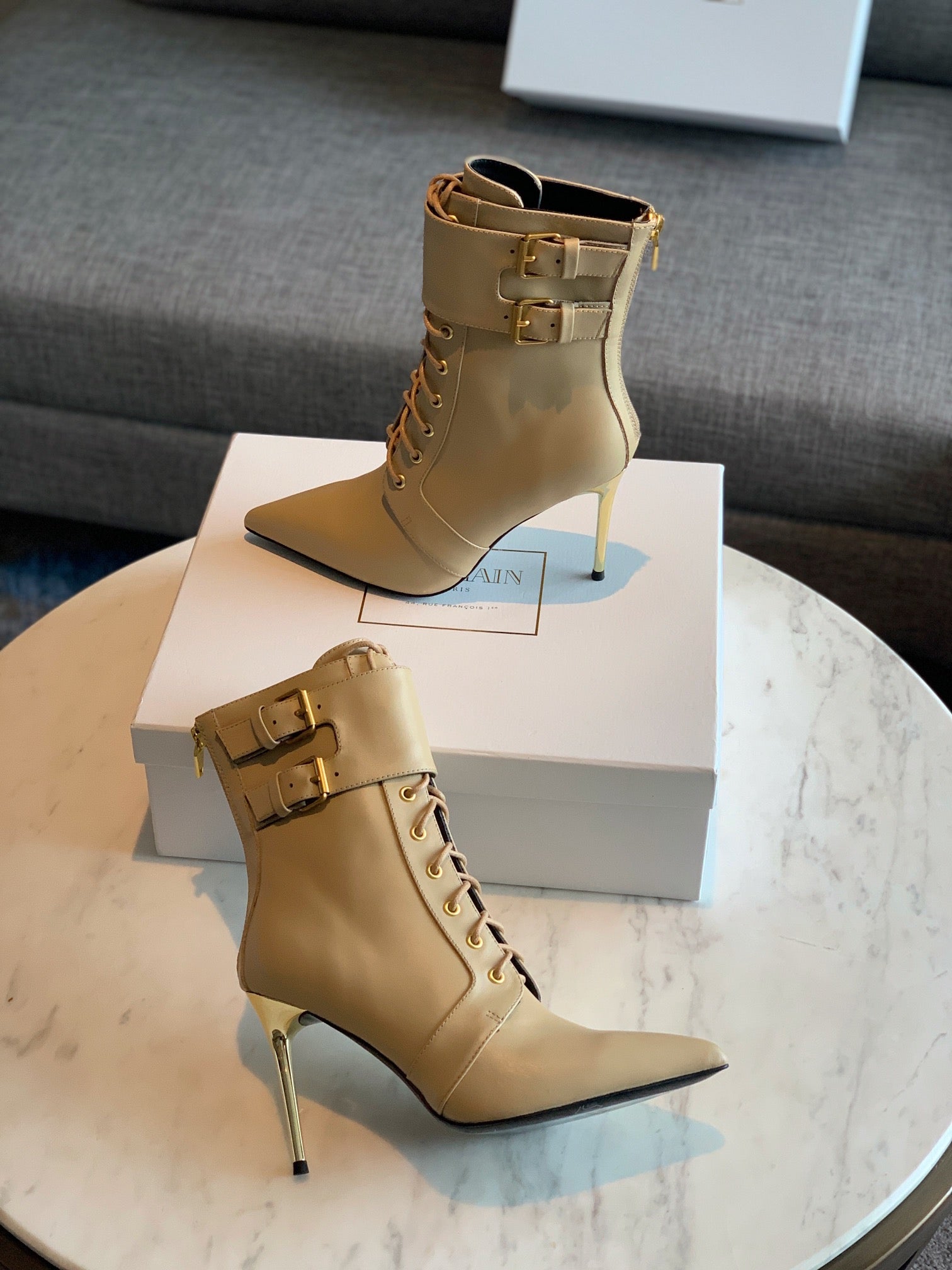BALMAIN 26S LACE-UP ANKLE BOOTS 105 MM IN BEIGE CALFSKIN