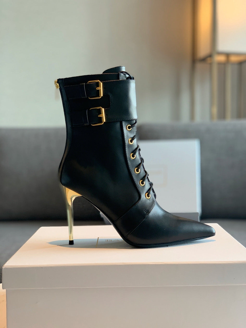 BALMAIN 26S LACE-UP ANKLE BOOTS 105 MM IN BLACK CALFSKIN