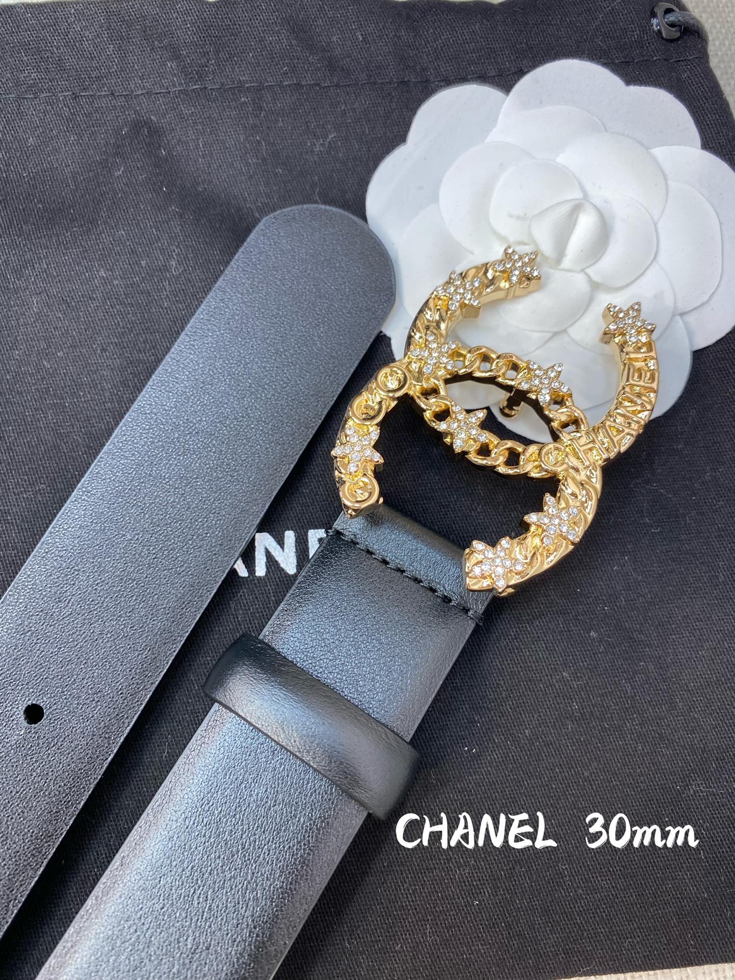 CC BELT 30 MM IN BLACK CALFSKIN WITH GOLD BUCKLE HARDWARE