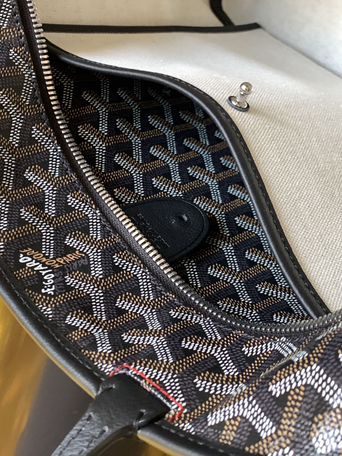 SAINT LOUIS 30 IN BLACK GOYARDINE CANVAS MIX CALFSKIN