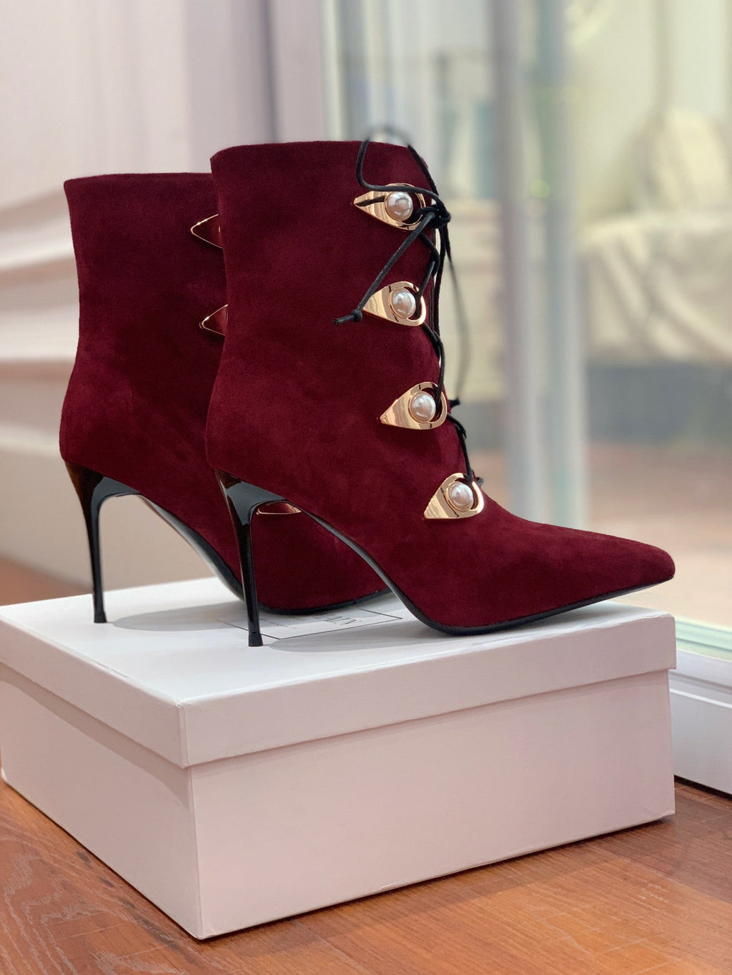 BALMAIN 26S BOOT 95 MM IN DARK RED SUEDE PEARL BUTTON