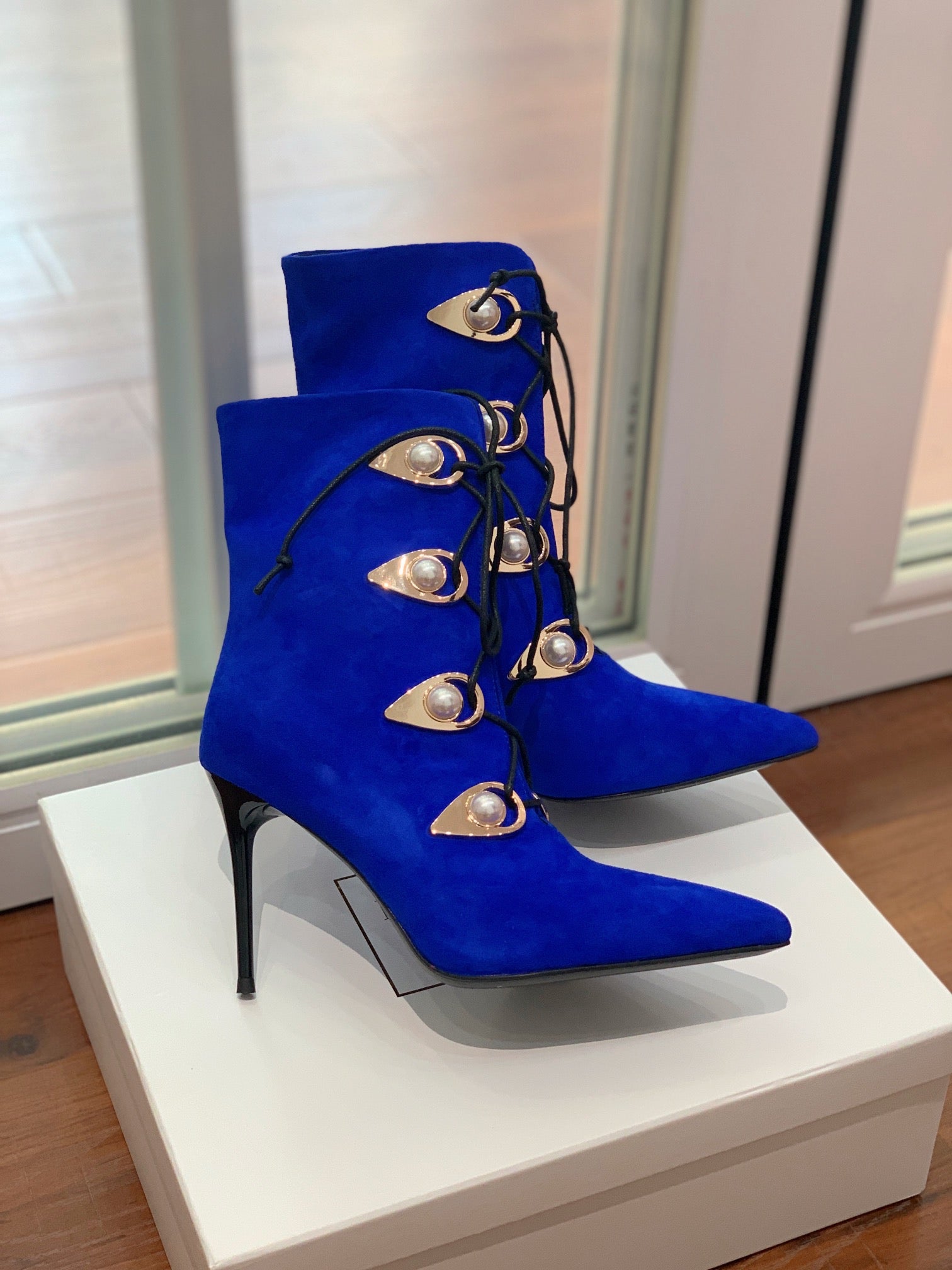 BALMAIN 26S BOOT 95 MM IN DARK BLUE SUEDE PEARL BUTTON