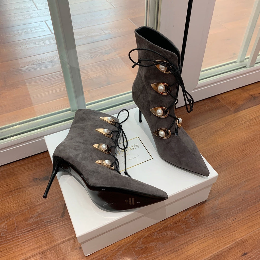 BALMAIN 26S BOOT 95 MM IN CHARCOAL GREY SUEDE PEARL BUTTON